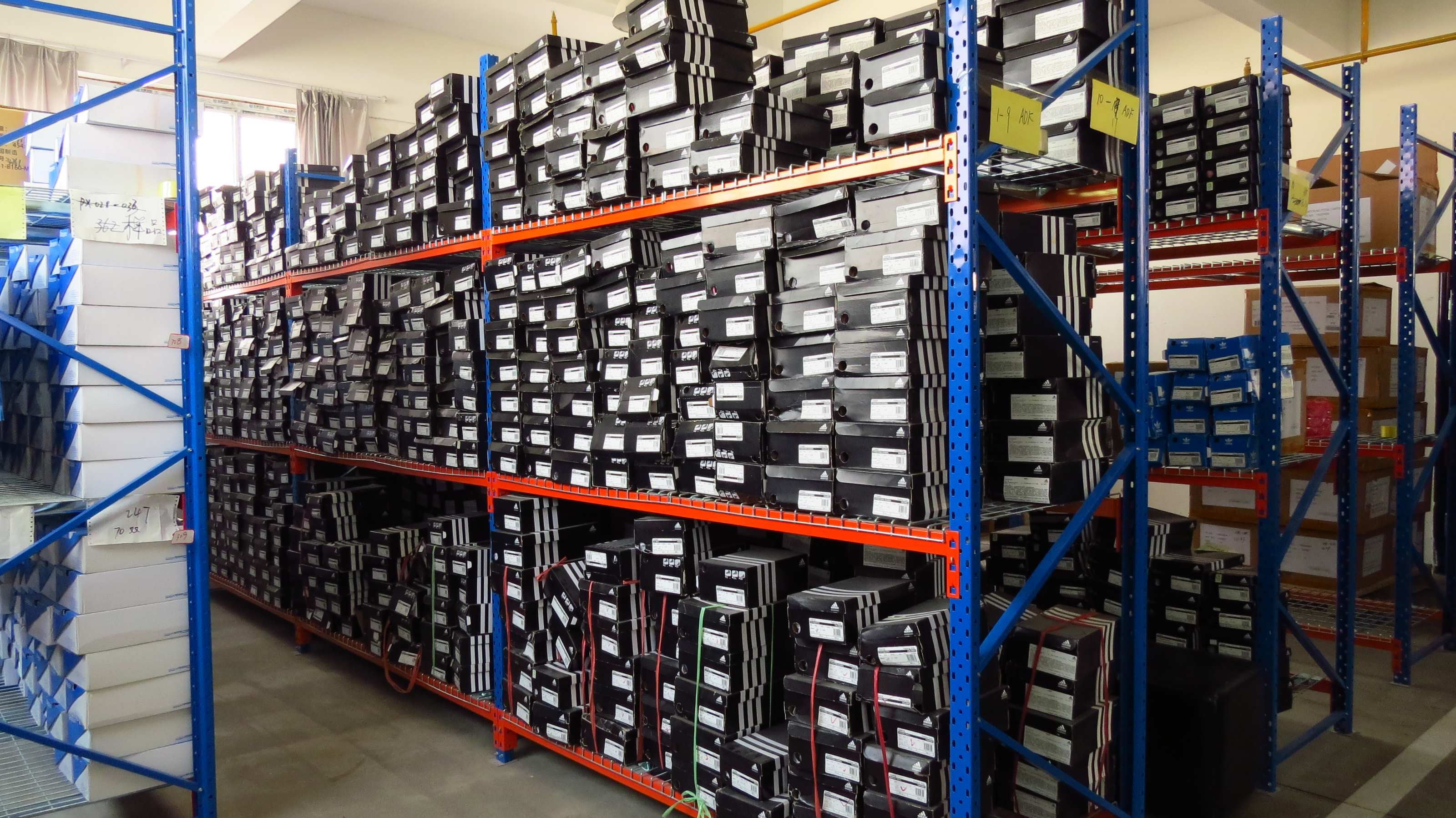 Làm thế nào Pallet Racking giúp lưu trữ vật liệu rời hiệu quả hơn